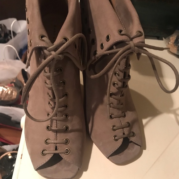 Marc by Marc Jacobs bootie heels! Barely worn! - Picture 2 of 3